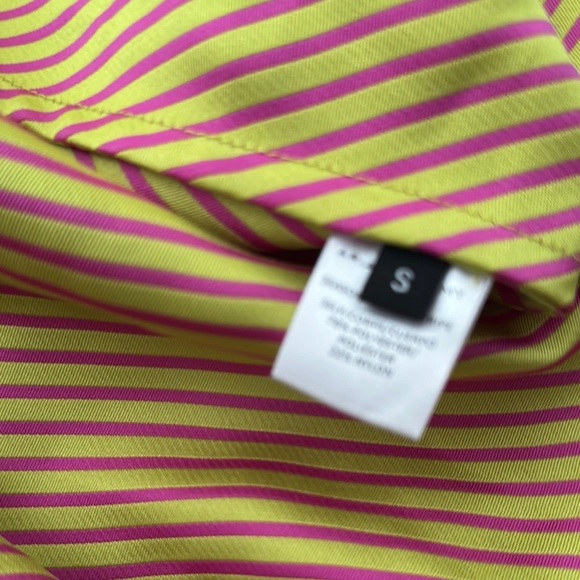 Arianne Pink Blouse with Boxy Relaxed Fit and 3/4 Sleeves - Picture 9 of 9